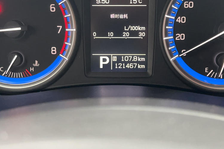 Used Suzuki S-Cross 2015 1.6L CVT Two-Wheel Drive Entry-Level Trim Odometer Close Up
