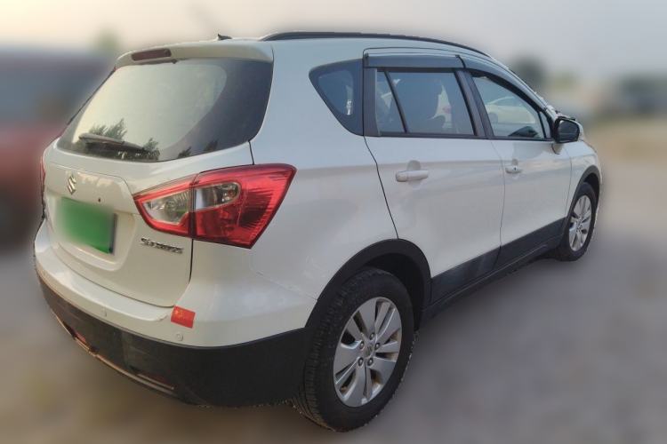 Used Suzuki S-Cross 2015 1.6L CVT Two-Wheel Drive Entry-Level Trim Rear Right 45 Deg