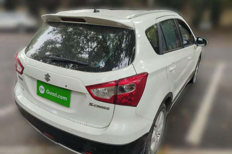 Used Suzuki S-Cross 2015 1.6L Manual Two-Wheel Drive Elite Model Rear Right 45 Deg
