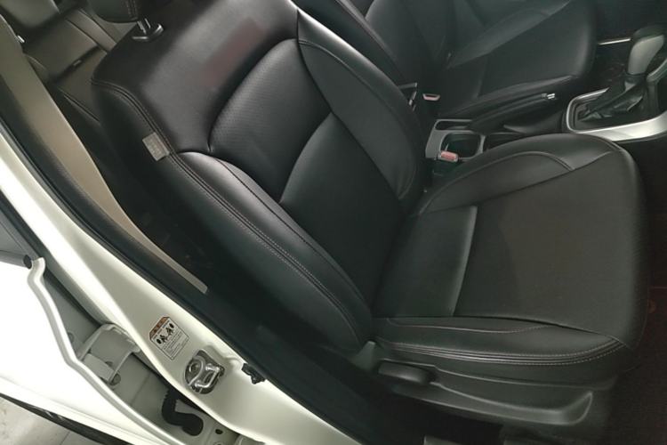 Used Suzuki S-Cross 2015 1.4T Automatic Two-Wheel Drive Prestige Model Right Front Seat