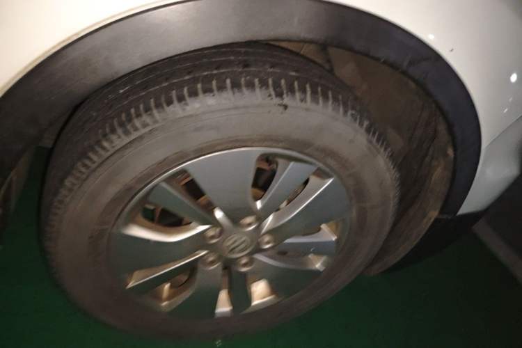 Used Suzuki S-Cross 2015 1.6L CVT Two-Wheel Drive Elite Version Right Front Wheel Hub