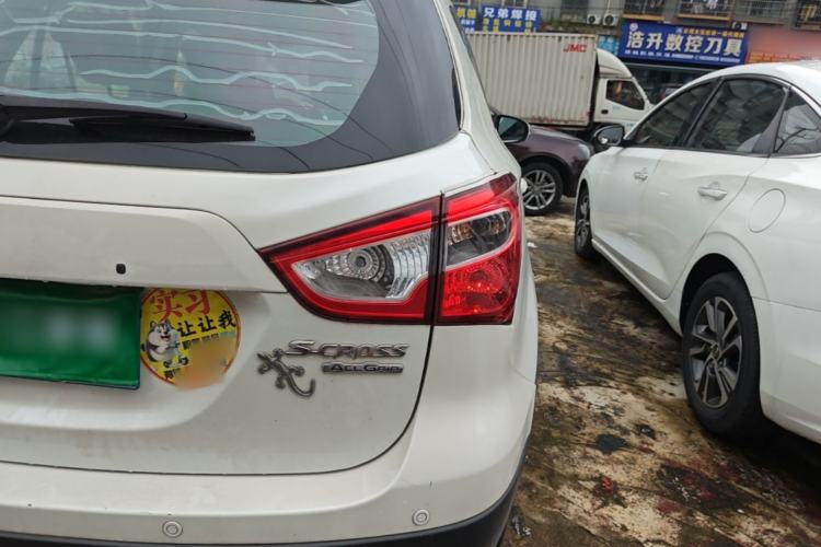 Used Suzuki S-Cross 2015 1.6L CVT Four-Wheel Drive Elite Model Right Rear Taillight
