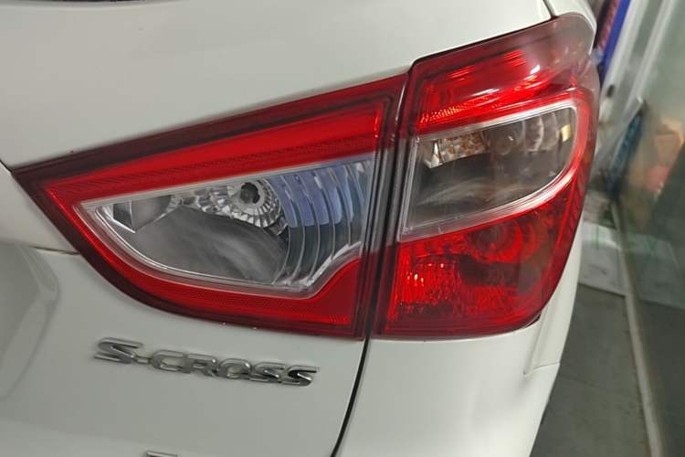 Used Suzuki S-Cross 2015 1.4T Automatic Two-Wheel Drive Prestige Model Right Rear Taillight