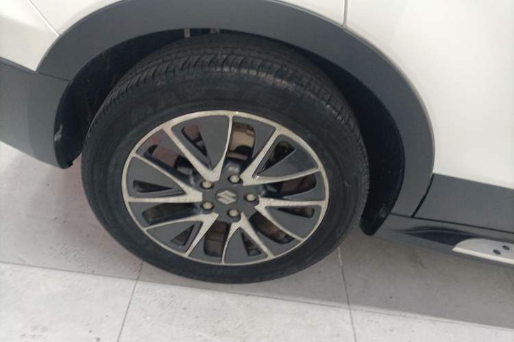 Used Suzuki S-Cross 2015 1.4T Automatic Two-Wheel Drive Prestige Model Right Rear Wheel Hub