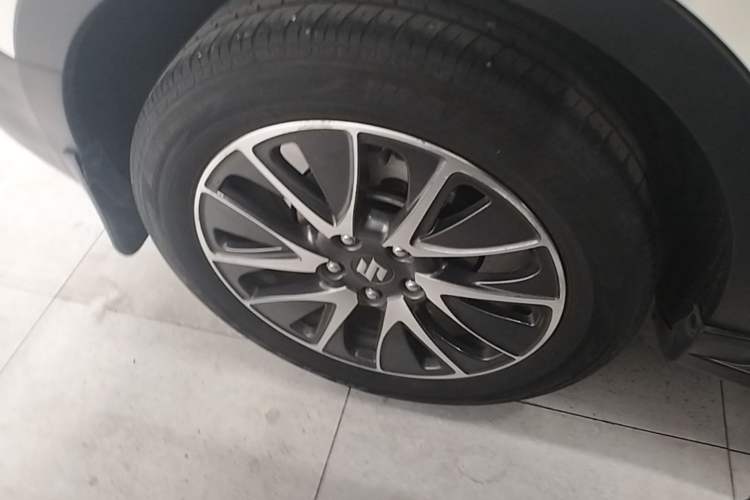Used Suzuki S-Cross 2015 1.4T Automatic Two-Wheel Drive Prestige Model Right Rear Wheel Hub