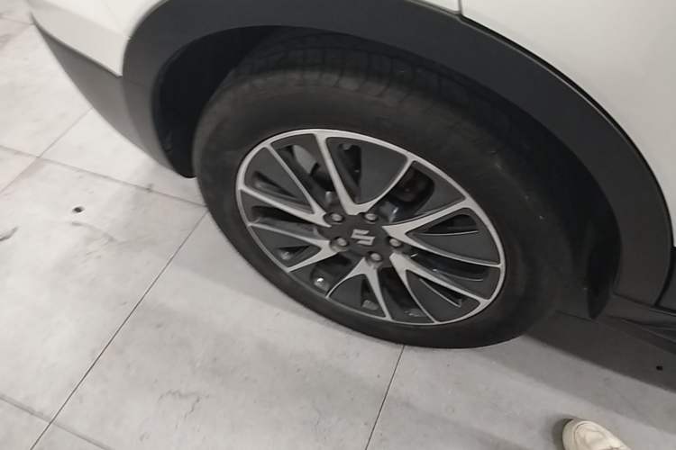 Used Suzuki S-Cross 2015 1.4T Automatic Two-Wheel Drive Prestige Model Right Rear Wheel Hub