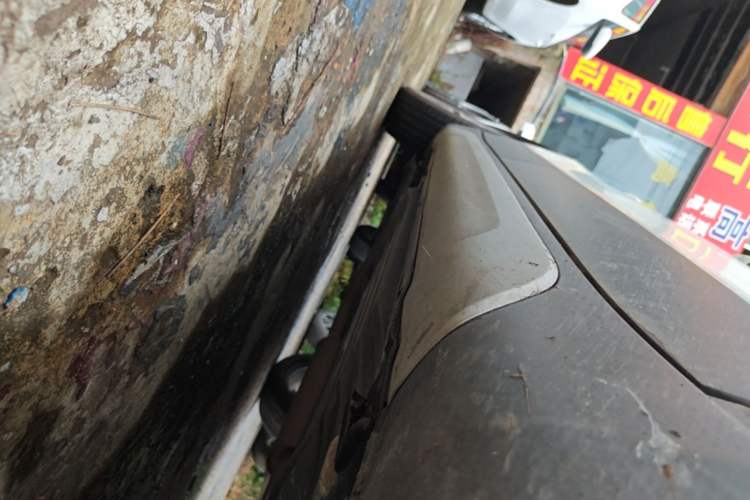 Used Suzuki S-Cross 2015 1.6L CVT Four-Wheel Drive Elite Model Right Side Sill