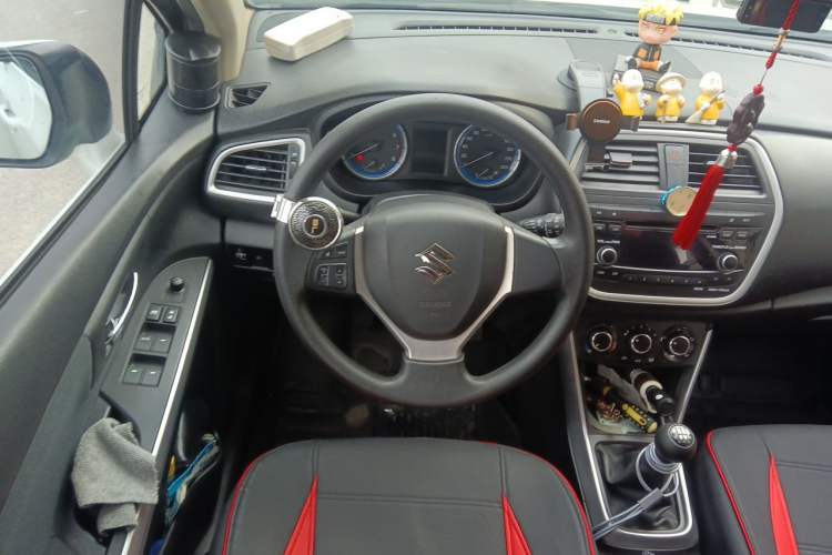 Used Suzuki S-Cross 2015 1.6L Manual Two-Wheel Drive Entry Model Steering Wheel