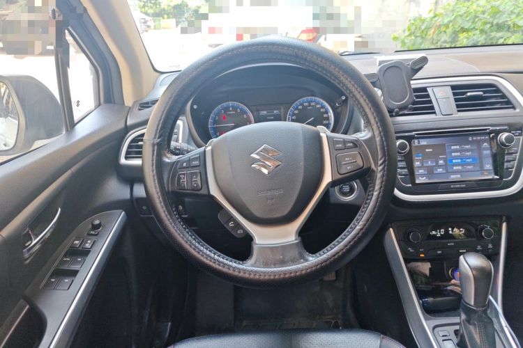 Used Suzuki S-Cross 2015 1.4T Automatic Two-Wheel Drive Prestige Model Steering Wheel