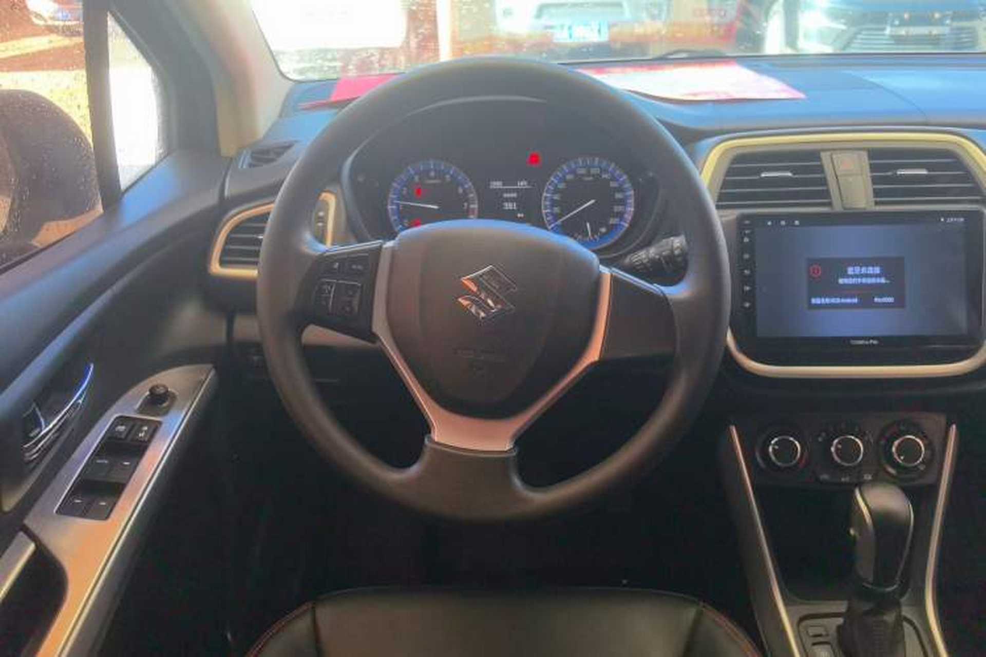 Used Suzuki S-Cross 2015 1.6L CVT Two-Wheel Drive Entry-Level Trim Steering Wheel