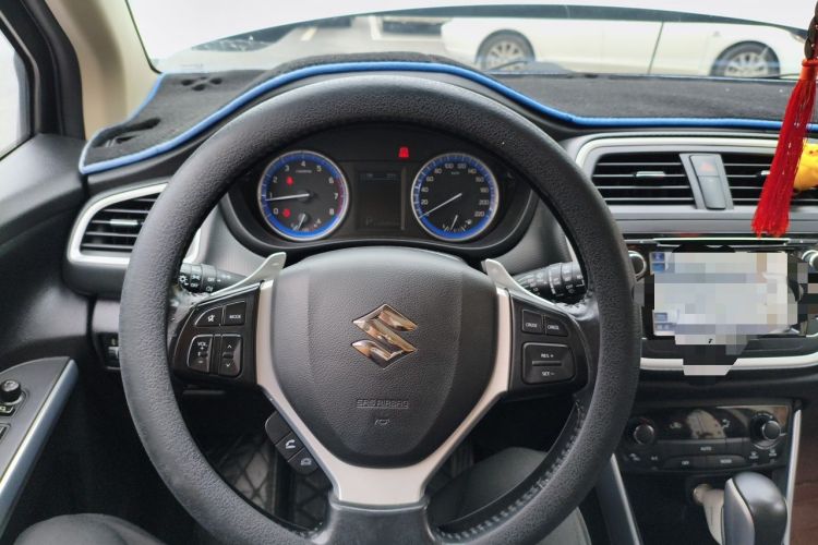 Used Suzuki S-Cross 2015 1.6L CVT Two-Wheel Drive Elite Version Steering Wheel