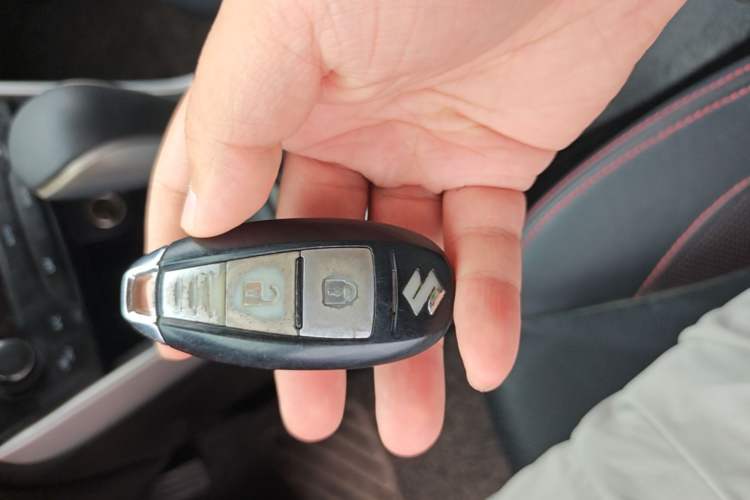 Used Suzuki S-Cross 2015 1.6L CVT Four-Wheel Drive Elite Model Vehicle Key