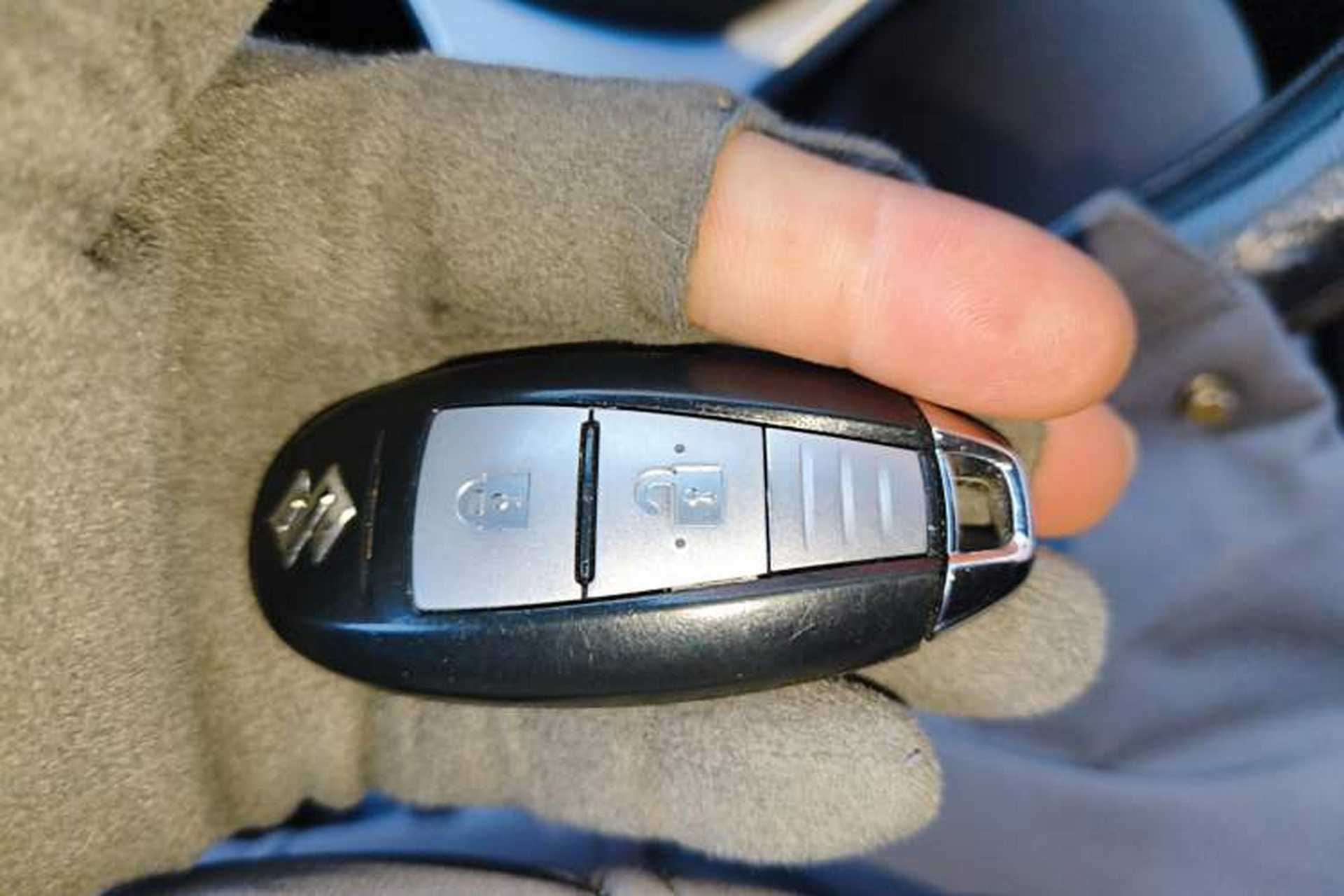 Used Suzuki S-Cross 2015 1.6L CVT Two-Wheel Drive Entry-Level Trim Vehicle Key