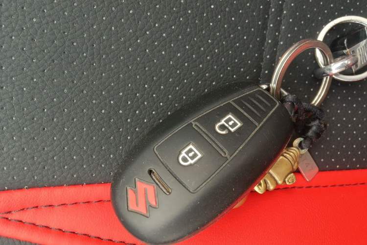 Used Suzuki S-Cross 2015 1.6L Manual Two-Wheel Drive Entry Model Vehicle Key