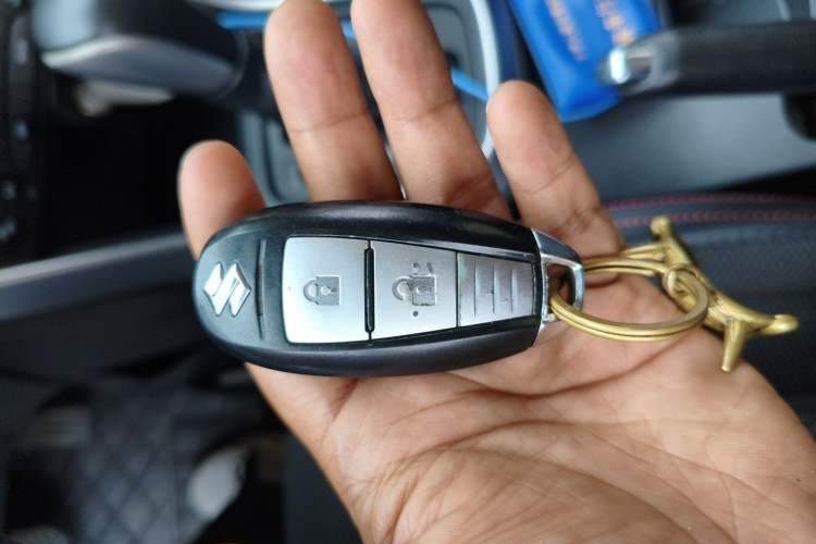 Used Suzuki S-Cross 2015 1.6L CVT Two-Wheel Drive Elite Version Vehicle Key