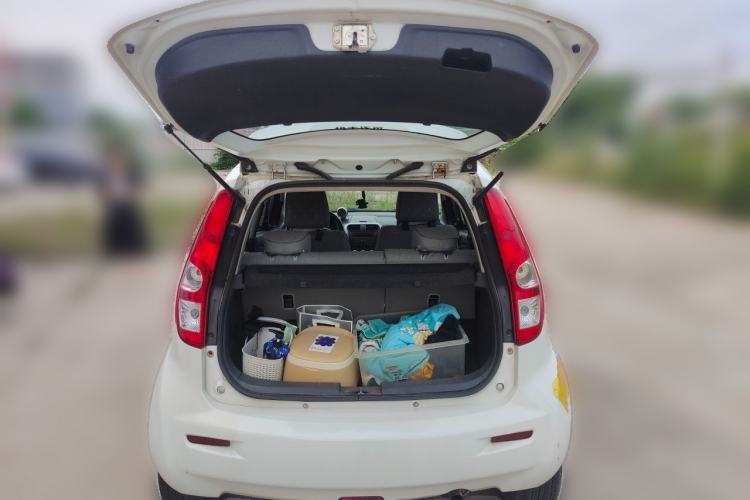 Used Suzuki Splash 2012 1.4L Luxury Model Trunk