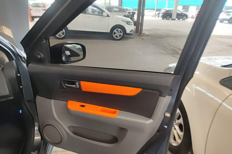 Used Suzuki Swift 2016 1.5L Automatic Fashionable Coolplay Edition Interior 5