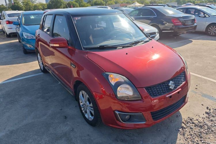 Used Suzuki Swift 2014 1.5L Automatic Fashion Edition Exterior 2