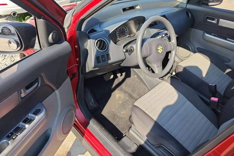 Used Suzuki Swift 2014 1.5L Automatic Fashion Edition Interior 3
