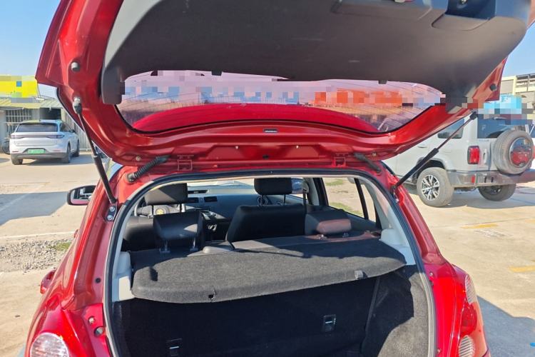 Used Suzuki Swift 2014 1.5L Automatic Fashion Edition Trunk