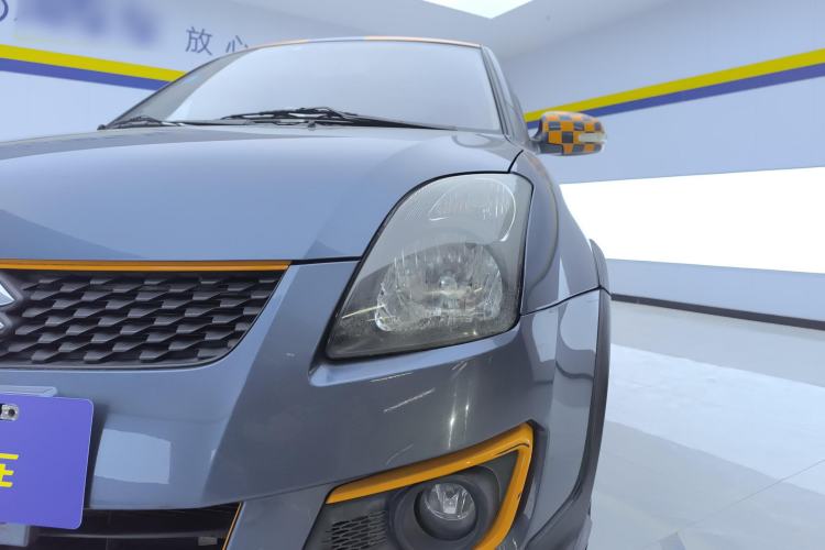 Used Suzuki Swift 2016 1.5L Automatic Fashionable Coolplay Edition Left Front Headlight