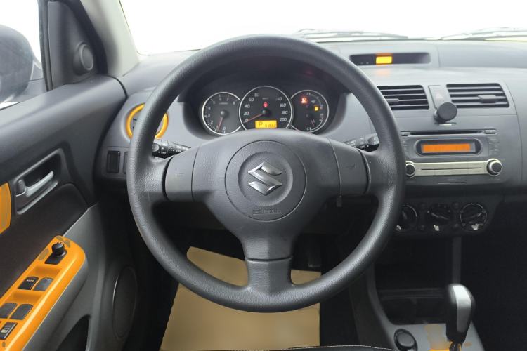 Used Suzuki Swift 2016 1.5L Automatic Fashionable Coolplay Edition Steering Wheel