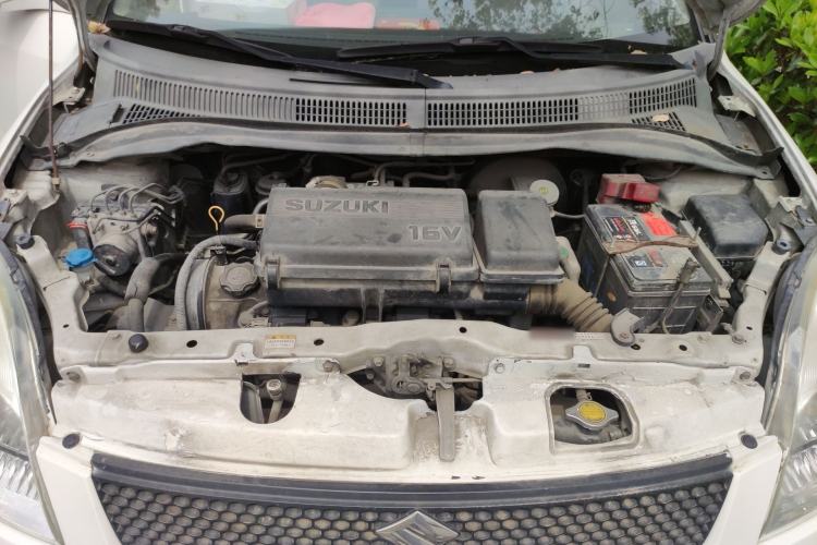 Used Suzuki Swift 2005 1.3L Manual Luxury Model Engine Bay