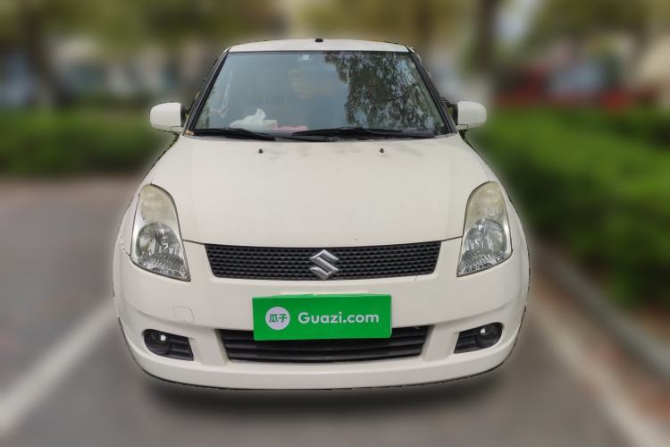 Used Suzuki Swift 2005 1.3L Manual Luxury Model Front