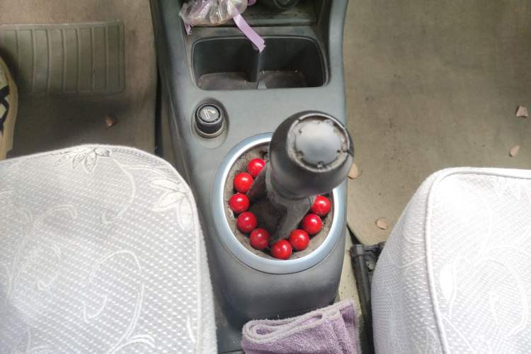 Used Suzuki Swift 2005 1.3L Manual Luxury Model Gear Lever