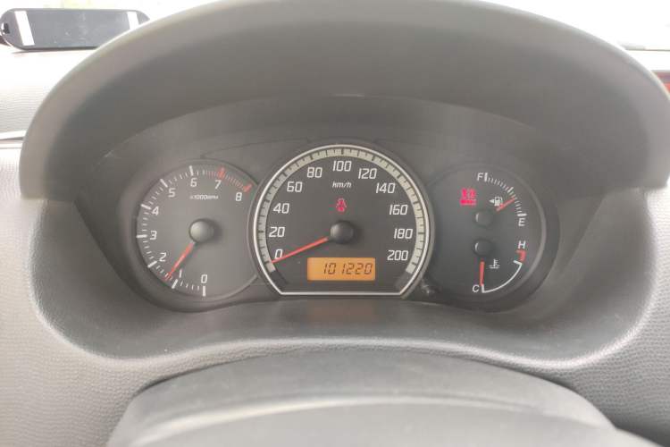 Used Suzuki Swift 2005 1.3L Manual Luxury Model Instrument Cluster