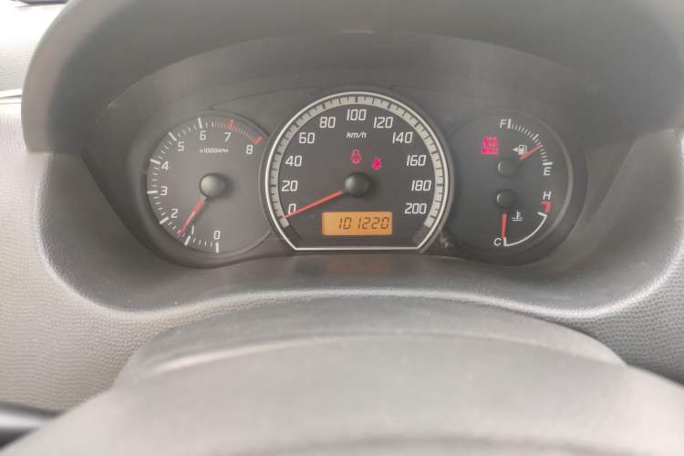 Used Suzuki Swift 2005 1.3L Manual Luxury Model Odometer Close Up