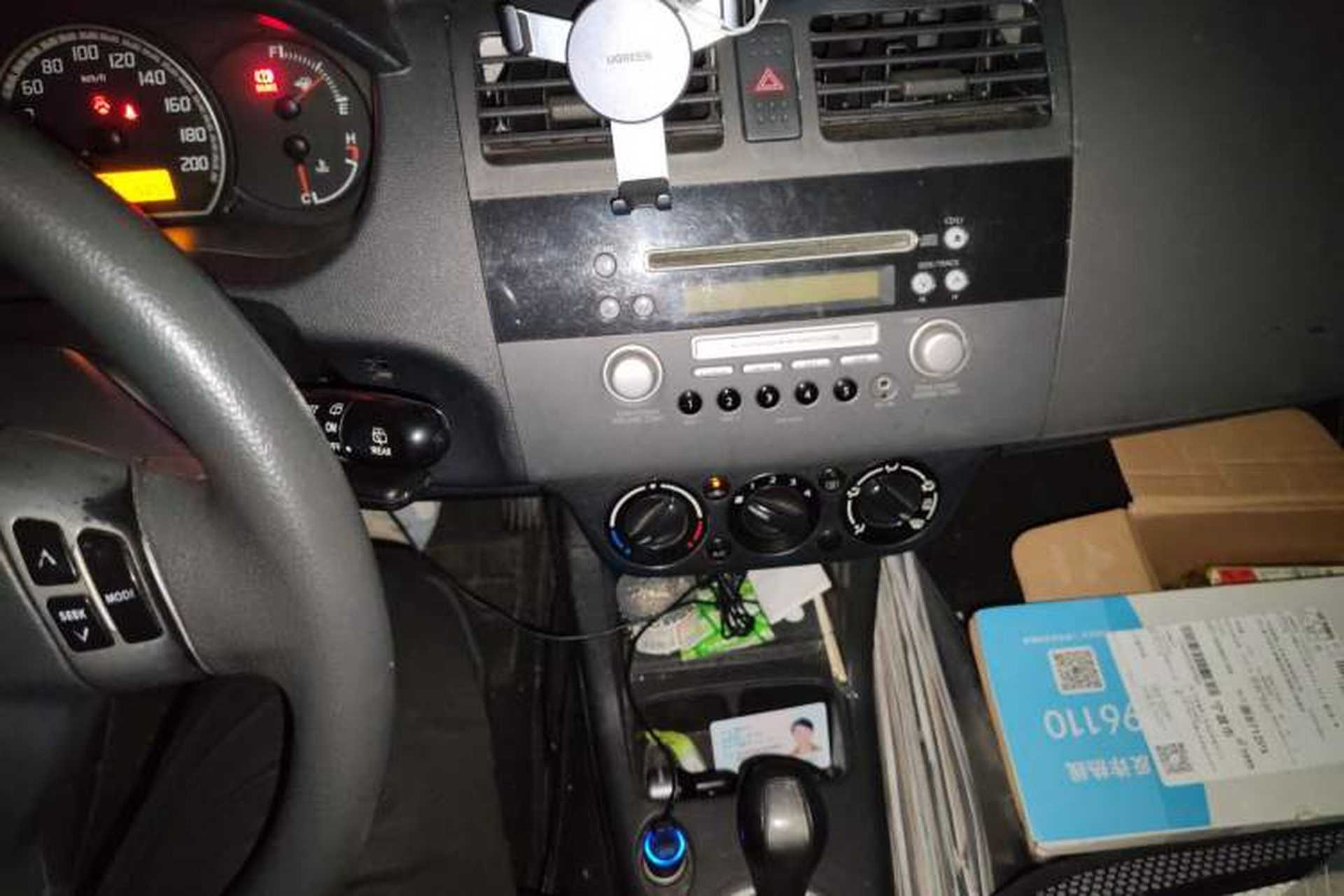 Used Suzuki Swift 2007 1.5L Manual Xuanrui Edition Audio And AC Panel