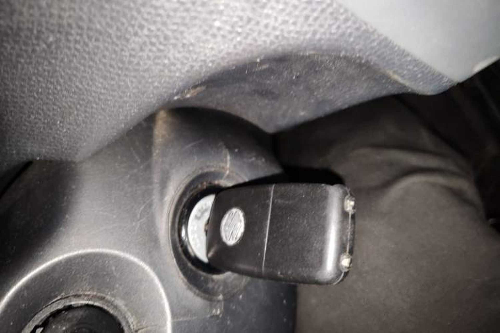 Used Suzuki Swift 2007 1.5L Manual Xuanrui Edition Vehicle Key