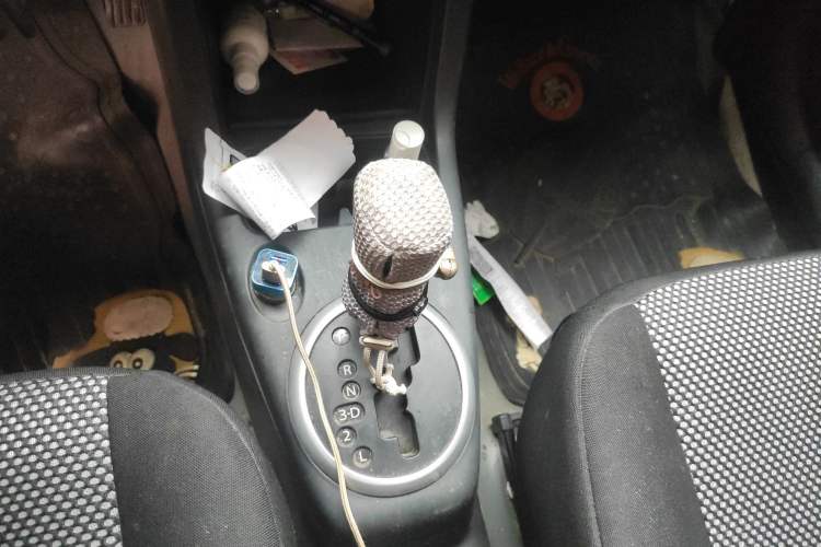 Used Suzuki Swift 2007 1.5L Automatic Xuanrui Edition Gear Lever