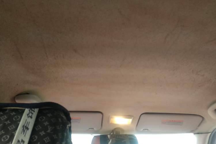 Used Suzuki Swift 2008 1.5L Automatic – Ultra-Stylish Xuanrui Edition Headliner