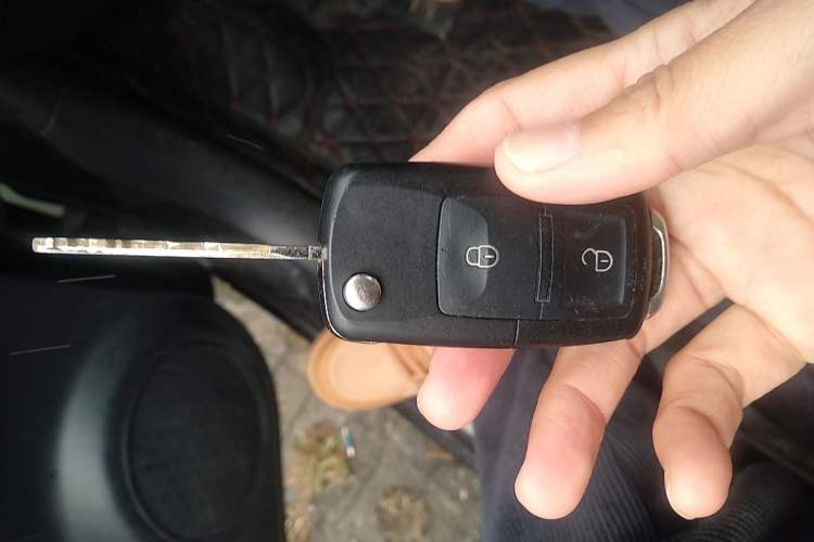 Used Suzuki Swift 2008 1.5L Automatic – Ultra-Stylish Xuanrui Edition Vehicle Key