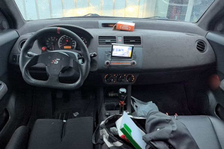Used Suzuki Swift 2008 JingLe 1.5L Manual Xuanrui Edition Center Console