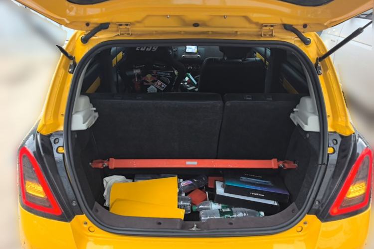 Used Suzuki Swift 2008 JingLe 1.5L Manual Xuanrui Edition Trunk