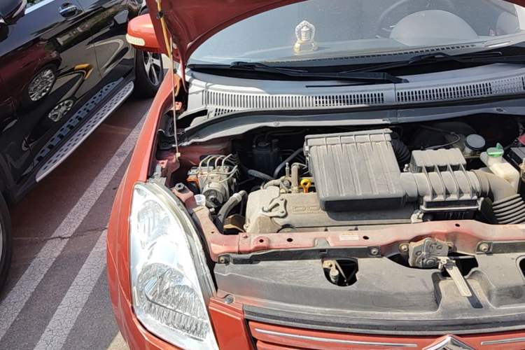 Used Suzuki Swift 2008 1.5L Automatic – Ultra-Stylish Xuanrui Edition Engine Bay Right