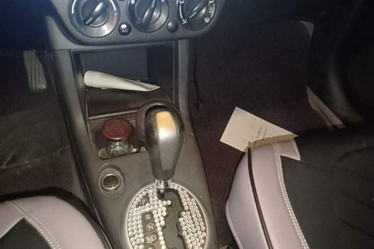 Used Suzuki Swift 2008 Sunny Blue 1.3L Automatic Xuanle Edition Gear Lever