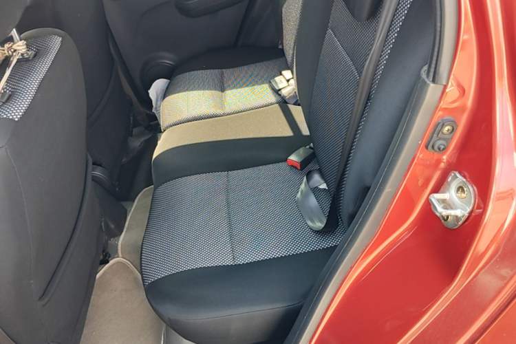 Used Suzuki Swift 2008 1.5L Automatic – Ultra-Stylish Xuanrui Edition Left Rear Seat