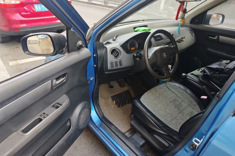 Used Suzuki Swift 2009 1.3L Manual Value Edition Driver Seat