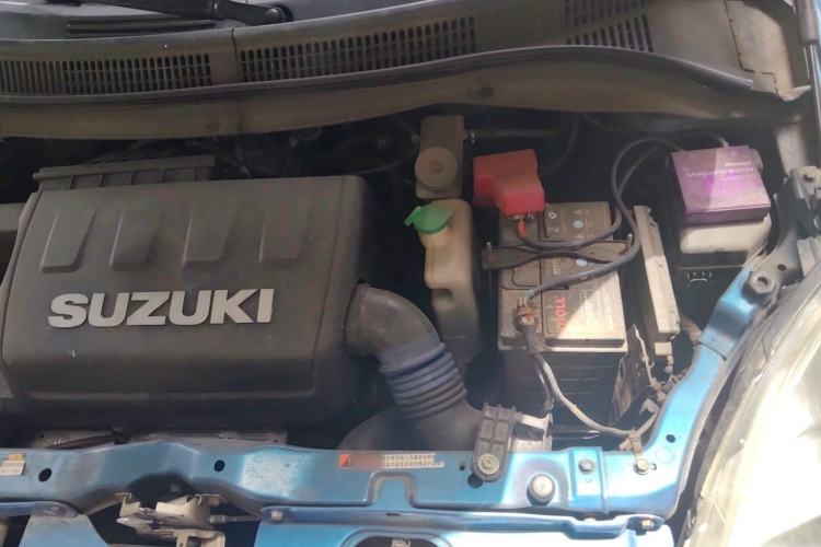 Used Suzuki Swift 2009 1.5L Manual MoKe Edition Engine Bay Left