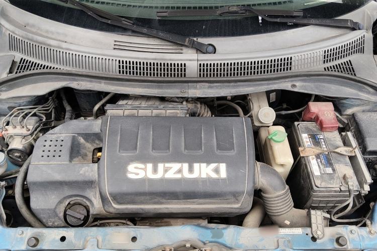 Used Suzuki Swift 2009 1.5L Manual Dual-Tone Xuanrui Edition Engine Bay
