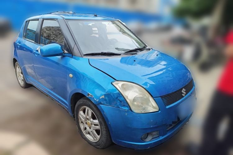 Used Suzuki Swift 2009 1.3L Automatic Value Edition Front Right 45 Deg