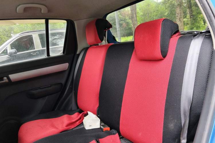 Used Suzuki Swift 2009 1.5L Manual Dual-Tone Xuanrui Edition Left Rear Seat