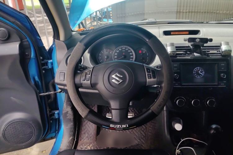 Used Suzuki Swift 2009 1.5L Manual MoKe Edition Steering Wheel
