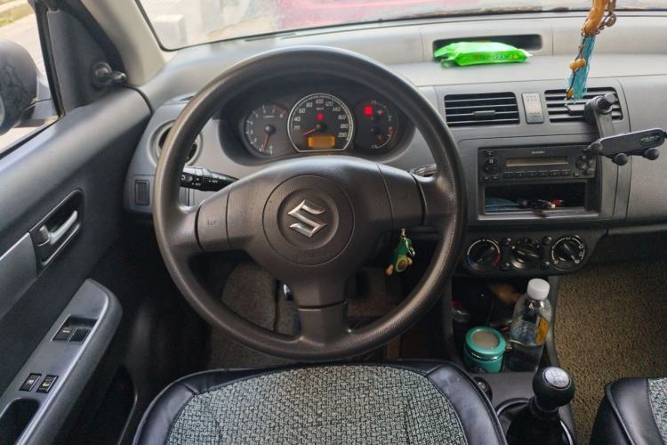 Used Suzuki Swift 2009 1.3L Manual Value Edition Steering Wheel