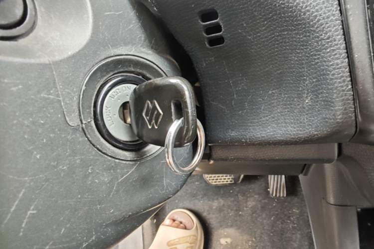 Used Suzuki Swift 2009 1.3L Automatic Value Edition Vehicle Key