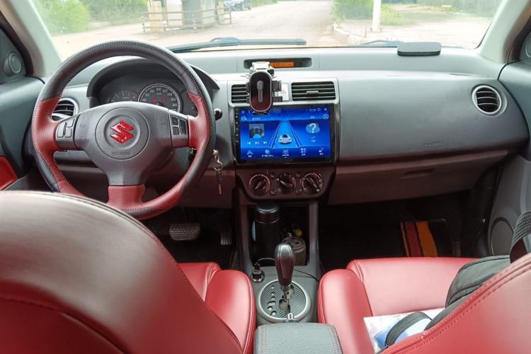 Used Suzuki Swift 2009 1.5L Automatic Alice Center Console